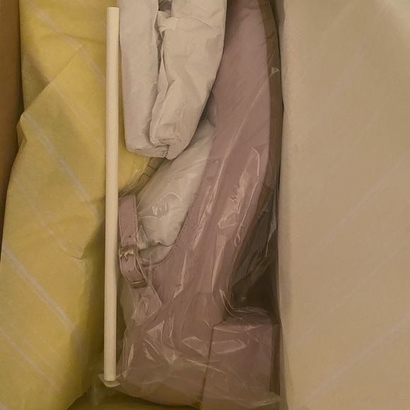 ANTHROPOLOGIE MAEVE MARY JANE BLOCK HEELS - Picture 4 of 8